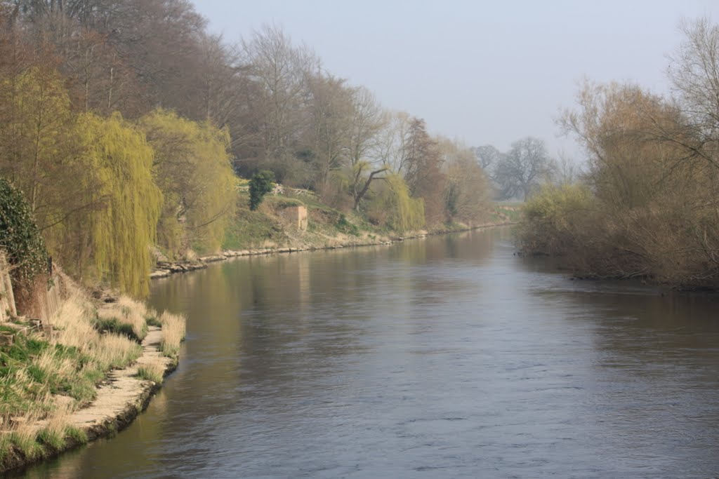 The Weir, Swainshill by Roger Western