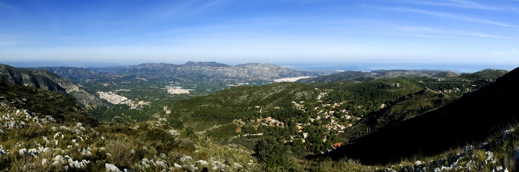 Panorama La Valldigna desde Penyalba 01 by Jose Antonio Ibañez