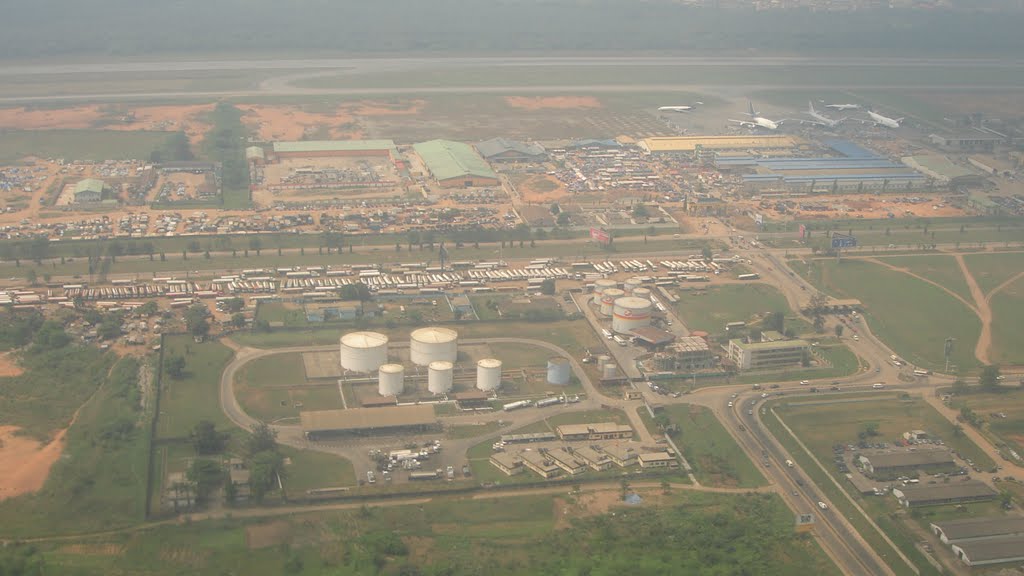 Aerial photo of Ikeja - Lagos 20111206 by Delondiny