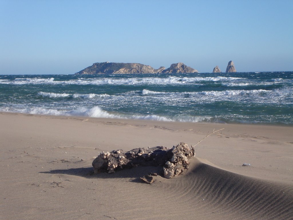 TRAMONTANA Y LAS ISLAS MEDAS by Framusa