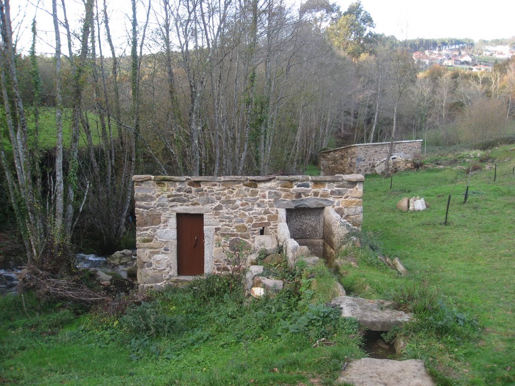 Molinos de Agua en Zamáns by Inma Cardalda