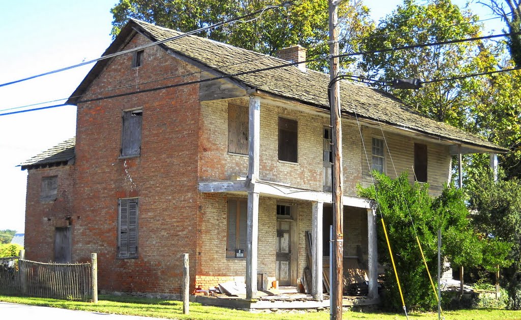 Historic tavern next to the Caleb Pancoast House, Historic National Road, MD Rt 144, Frederick Road, Lisbon, MD by Mean Mister Mustard