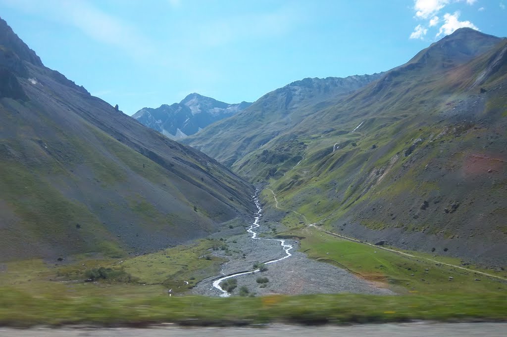 Vue sur le vallon de Valloire, en montant au col du Galibier - MS by Matopée