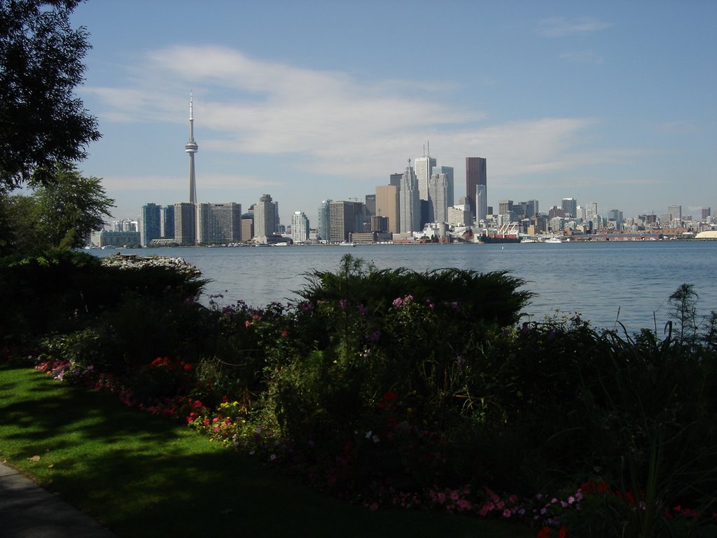 Toronto City from Toronto Islands by luis.maturana