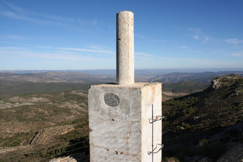 POSTE GEODESICO DEL MULADAR DE MINGARNAO by Acusticalennon Acust…