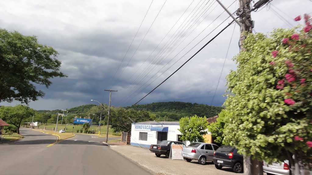 Independência, Santa Cruz do Sul - RS, Brazil by João Henrique Quoos