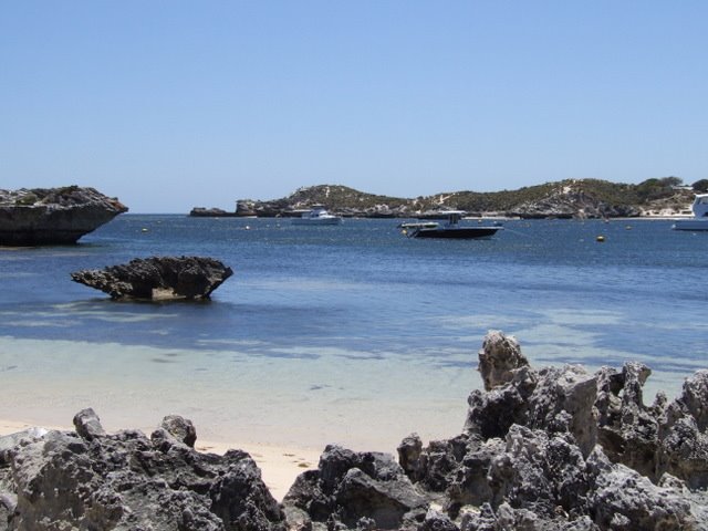 0115 Rottnest Island, secluded beach at Geordie Bay by Daniel Meyer