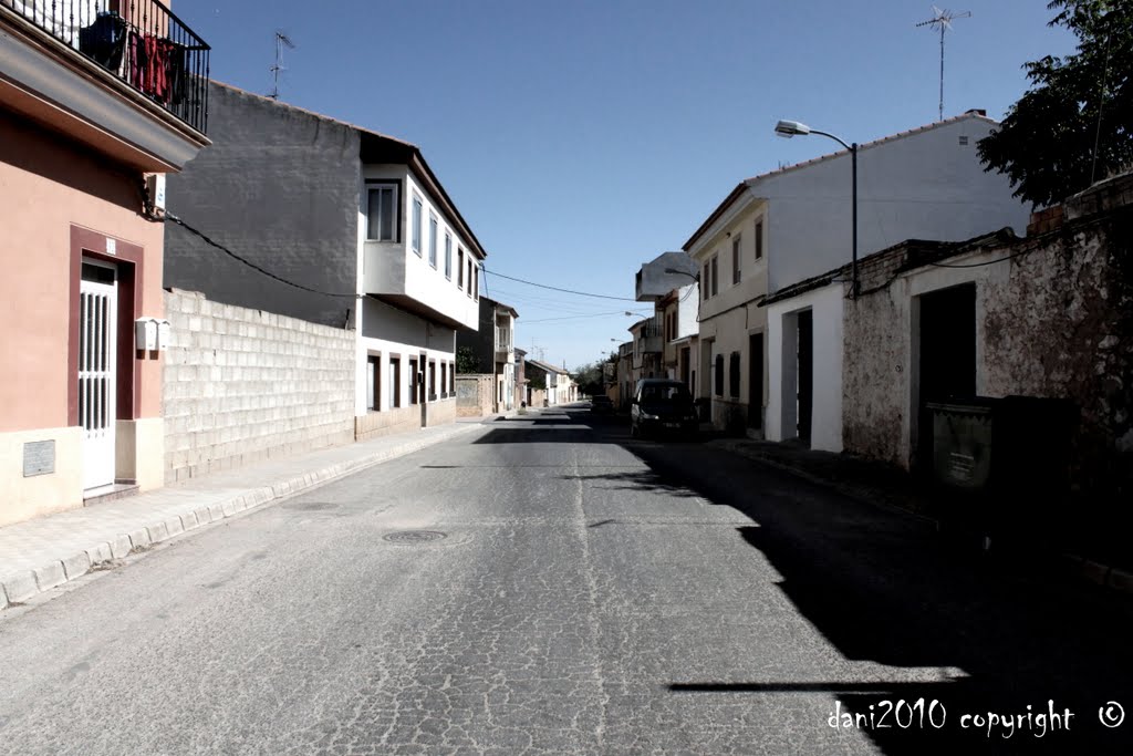 De paseo por Casas Ibáñez: Travesía del Molino by DnTrotaMundos ☮