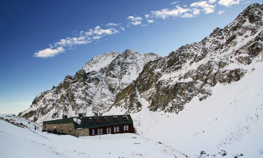 Vysoké Tatry - Zbojnícka chata v zime by Tomáš Šereda