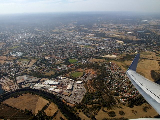 0139 Fligth from Perth to Adelaide, Eastern Perth by Daniel Meyer