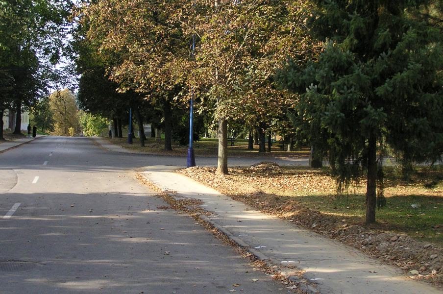 Vľavo park a kaštieľ by xdukef