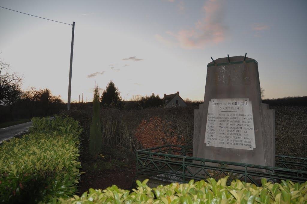 Saint Plaisir Allier Stèle deLa Bouillole.Gérard JOYON RESISTANCE FRANCAISE . by Gérard JOYON