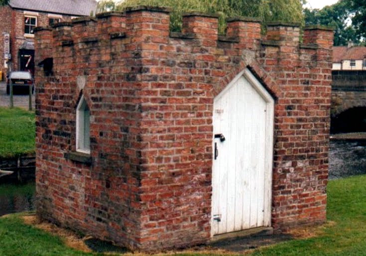 THE LEECH HOUSE, Bedale, North Yorkshire. (See comments box for story). by Roy Pledger