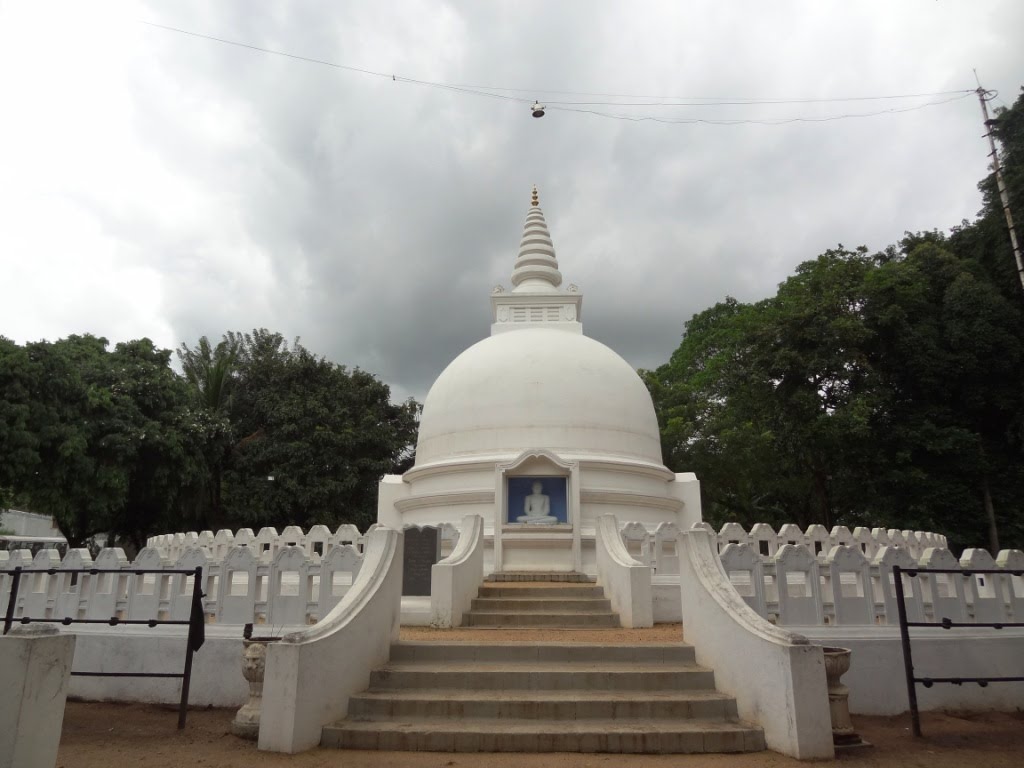 Siri Vajiragnana Dharmayathanaya by jmsbandara