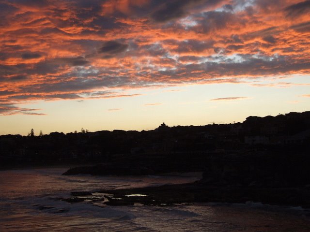 0514 Sydney, clouds during sunset at Bronte Beach by Daniel Meyer