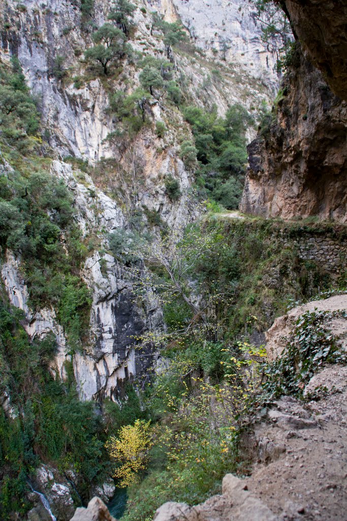 Garganta del Cares by Joselu Bilbo