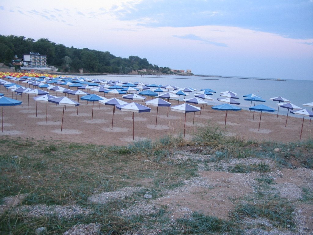 Balchik beach by aggeorgieva