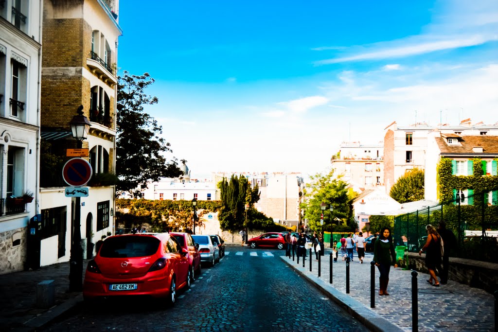 Montmartre, Paris by Van Machado