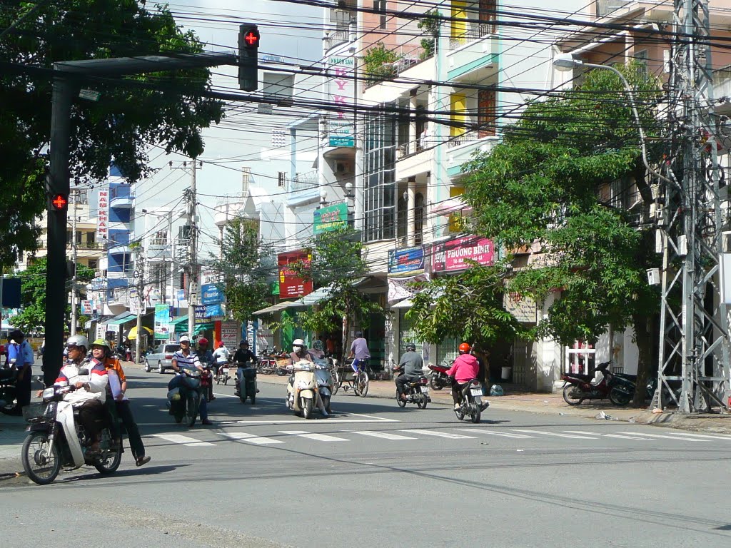 Đường Nguyễn thị Minh Khai - Nha Trang by thanhkieu