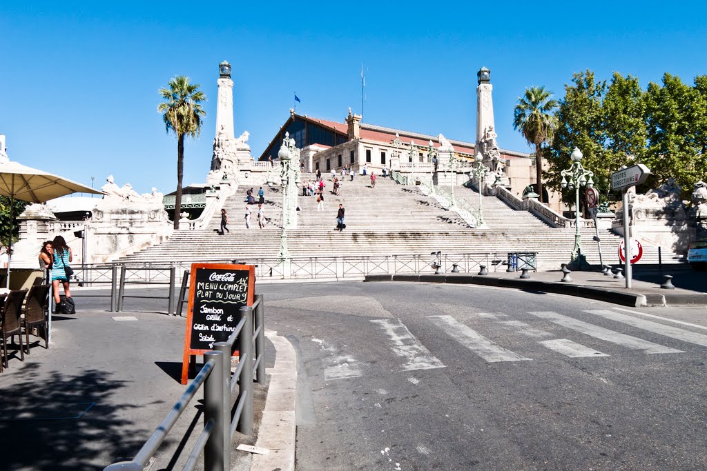 Belsunce, Marseille, France by Francklin veck