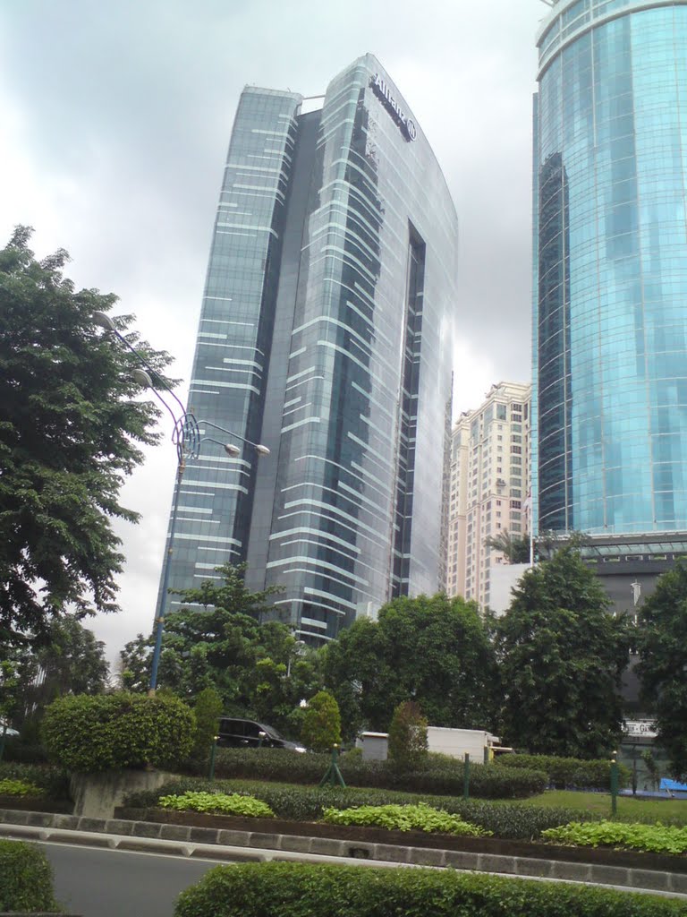 Menara Imperium and Allianz ........11-12-19 jalan2 by Leo Ausdauer Wirabua…