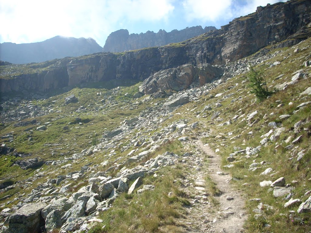 Verso il Lago Camoscere by silviad88