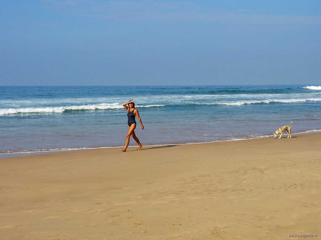 Sri Lanka Hikkaduwa Beach by Paparazzi Stas