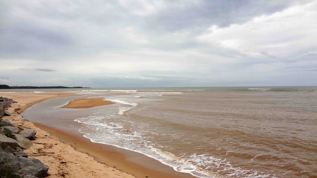 Praia Grande, Fundão - ES by pescacapixaba