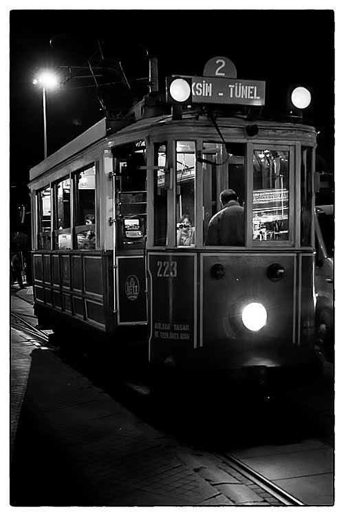 Tramway - Istanbul by cyril21