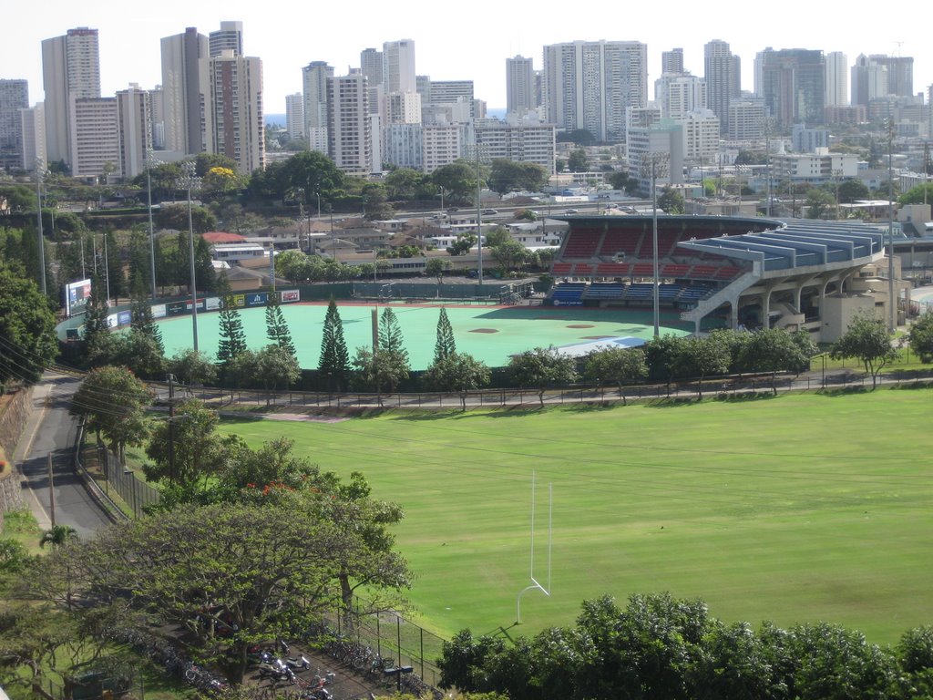 Mānoa, Honolulu, HI, USA by CodyLangActor.com