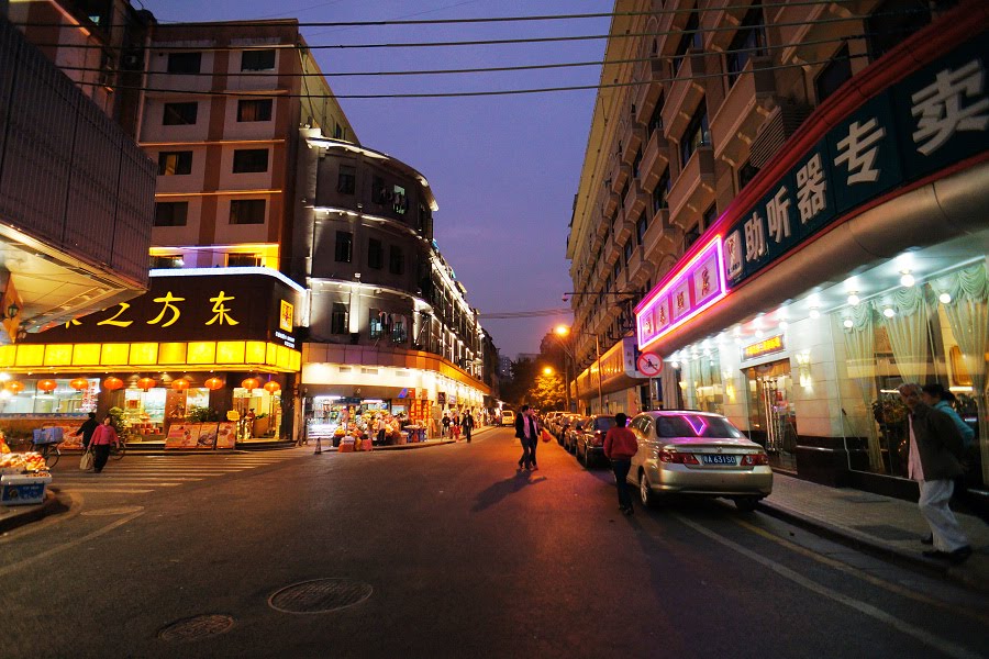 仁济路/西濠二马路口(Renji Rd./Xihao 2 Rd. Crossing) by NexRIP