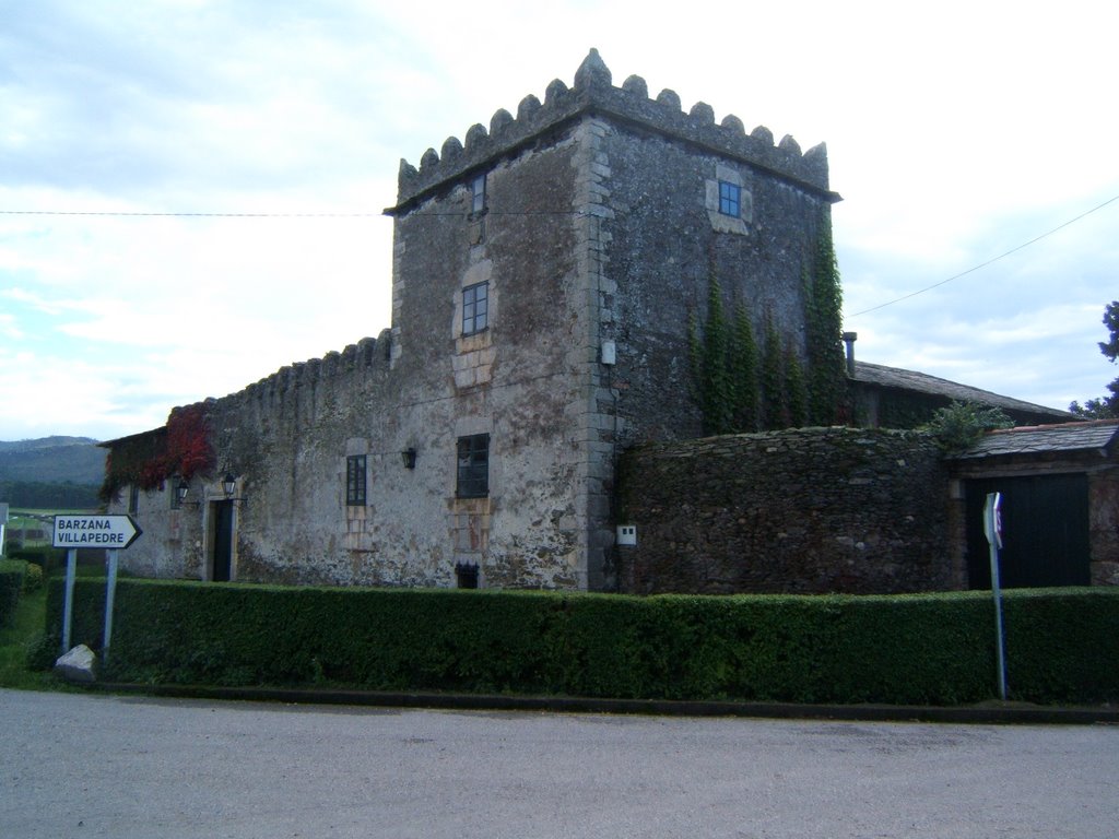 Tox. Casa-palacio de los Castrillón by Galdido