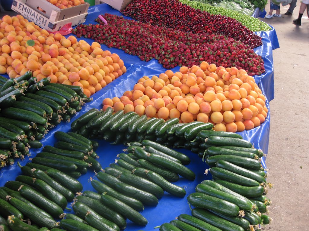 Bazaar - Akçay - Balıkesir / Turkey (2010) by Abu cam