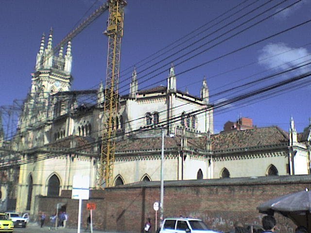 Iglesia de Lourdes en restauración by OGutzA