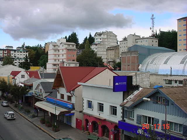 Barilhoche - Rio Negro - AR - Visão desde o quarto do hotel by Serneiva