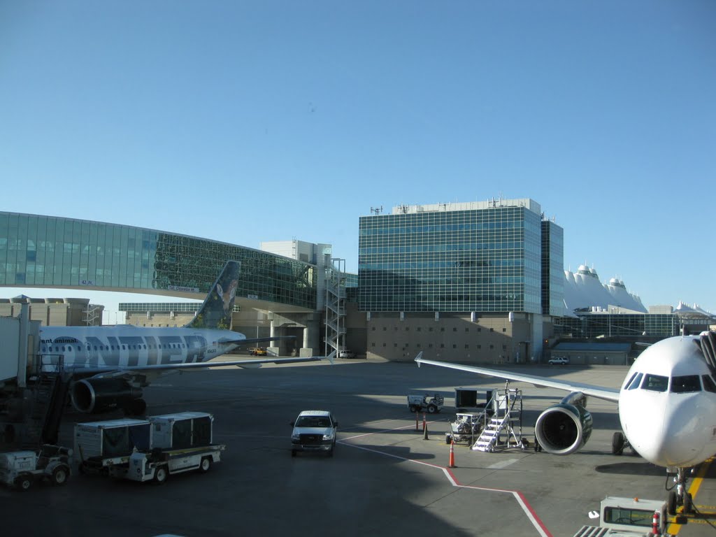 Denver Airport with Frontier Airline planes by UnagiUnagi