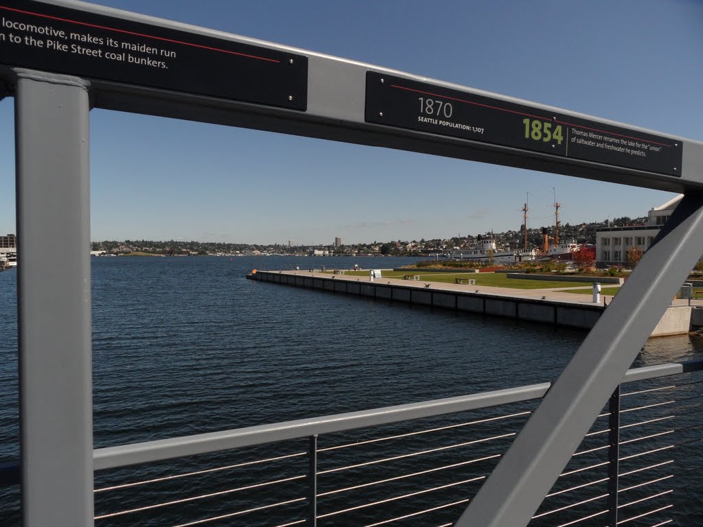 On the bridge with view to park and lake by IngolfBLN