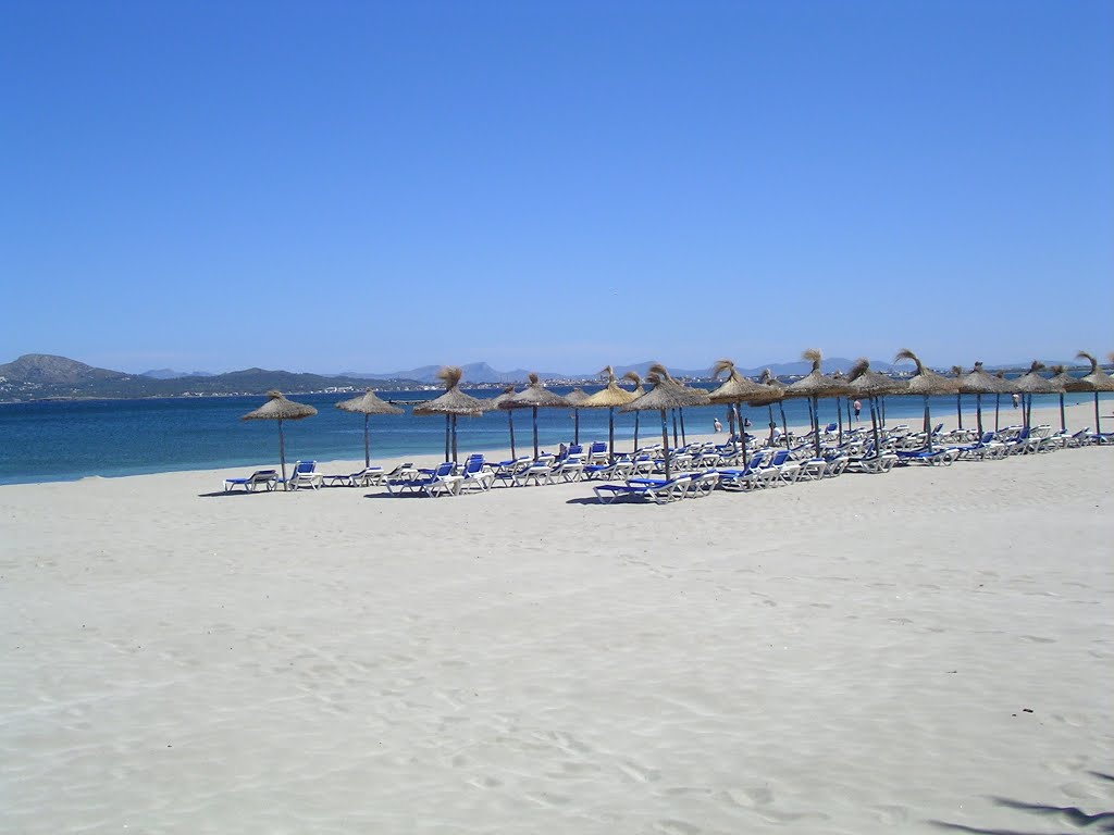 Am Strand von Port de Pollensa (Vorsaison) by derjenss