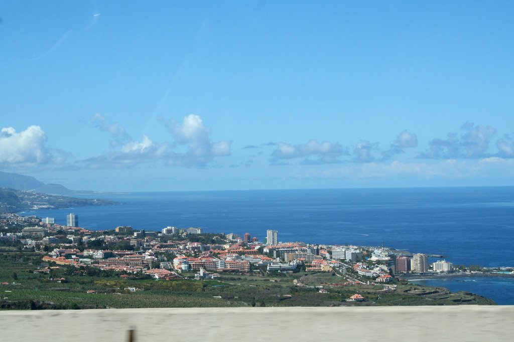 Teneriffa Blick auf Puerto de la Cruz 25.03.2007 by picotuna