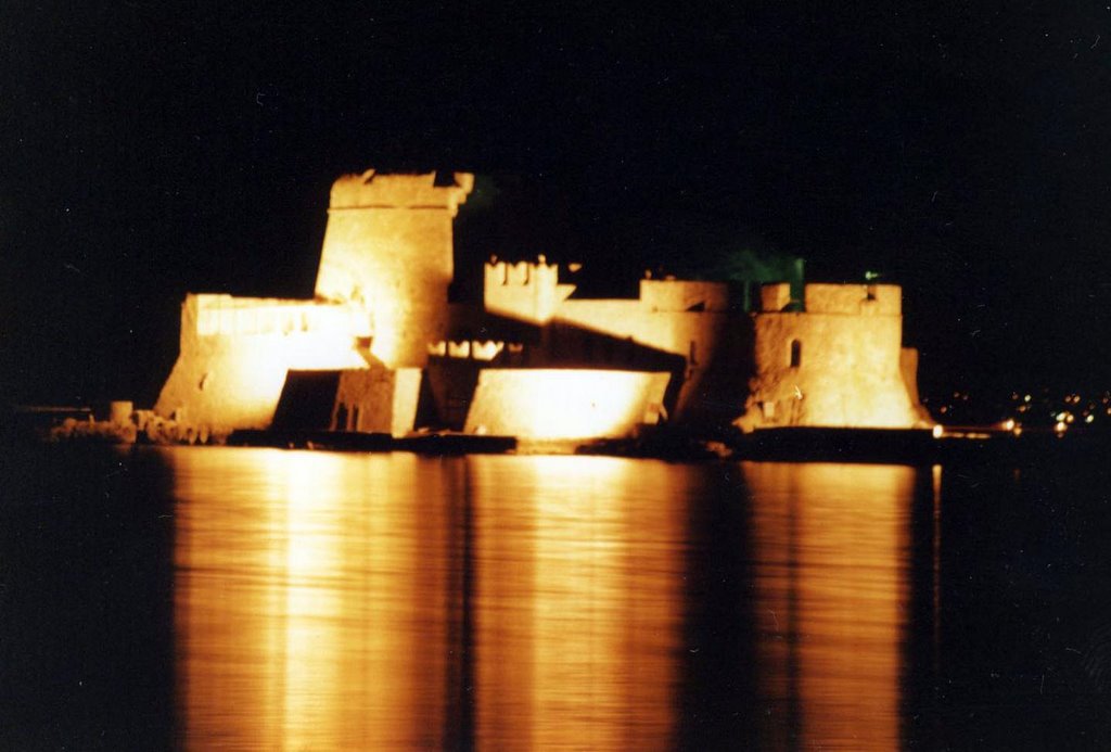 Nafplio night by vaggelisgr