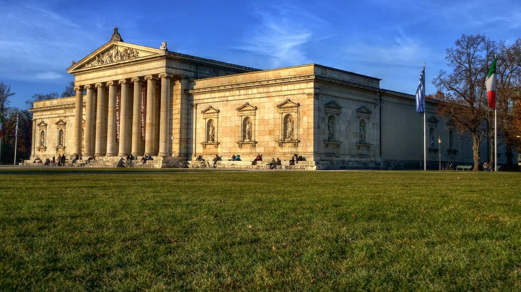 古代彫刻美術館 (Glyptothek) by christinayan