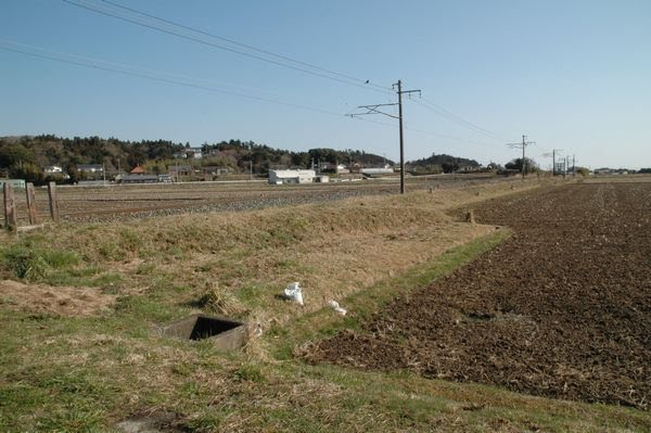 常磐線富岡～竜田間の十王踏切の東300mで富岡駅方向。 by toden15ban