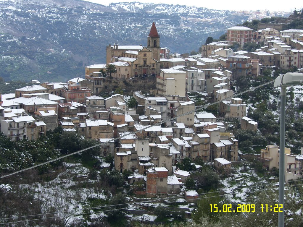 Ficarra nevicata 2009 by gibellina47