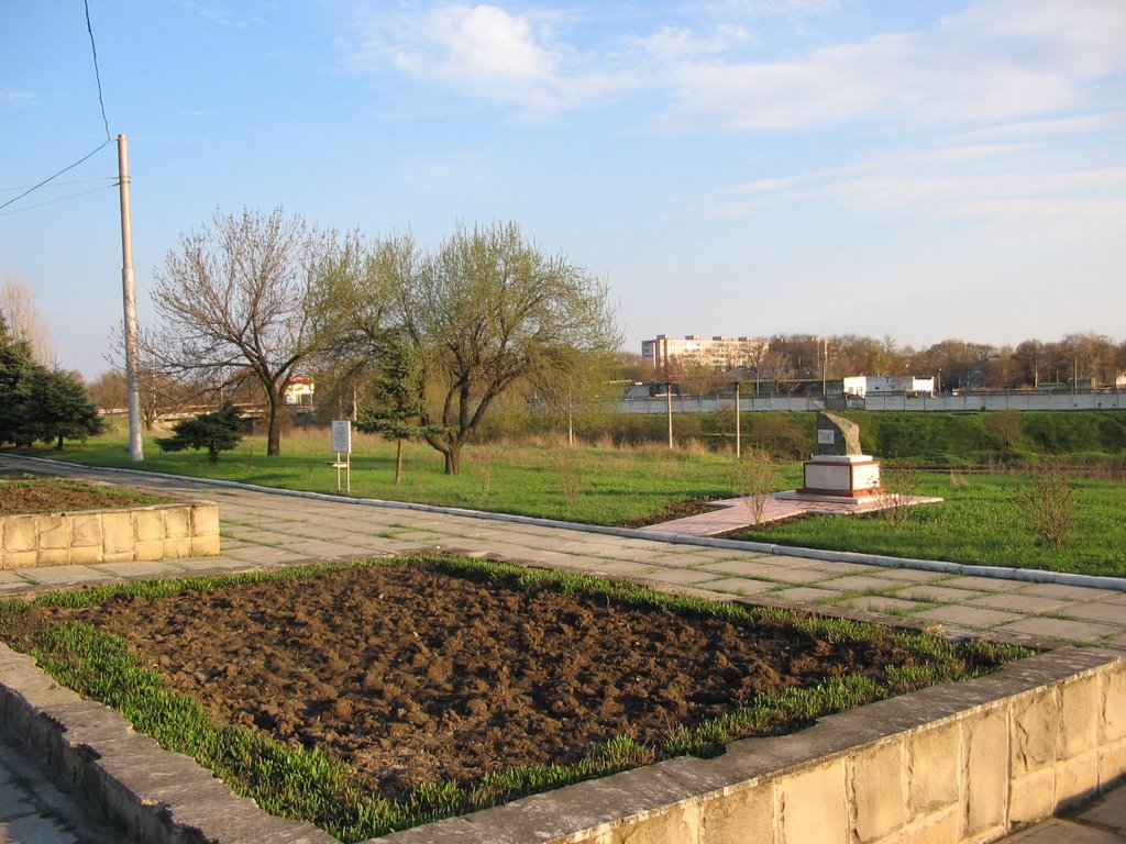 Strada Panin, Bender, Moldova by bugleb