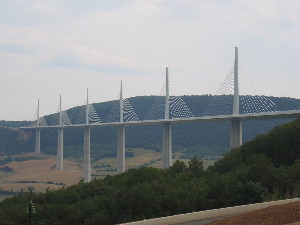 DD-Millau bridge by aaplus13