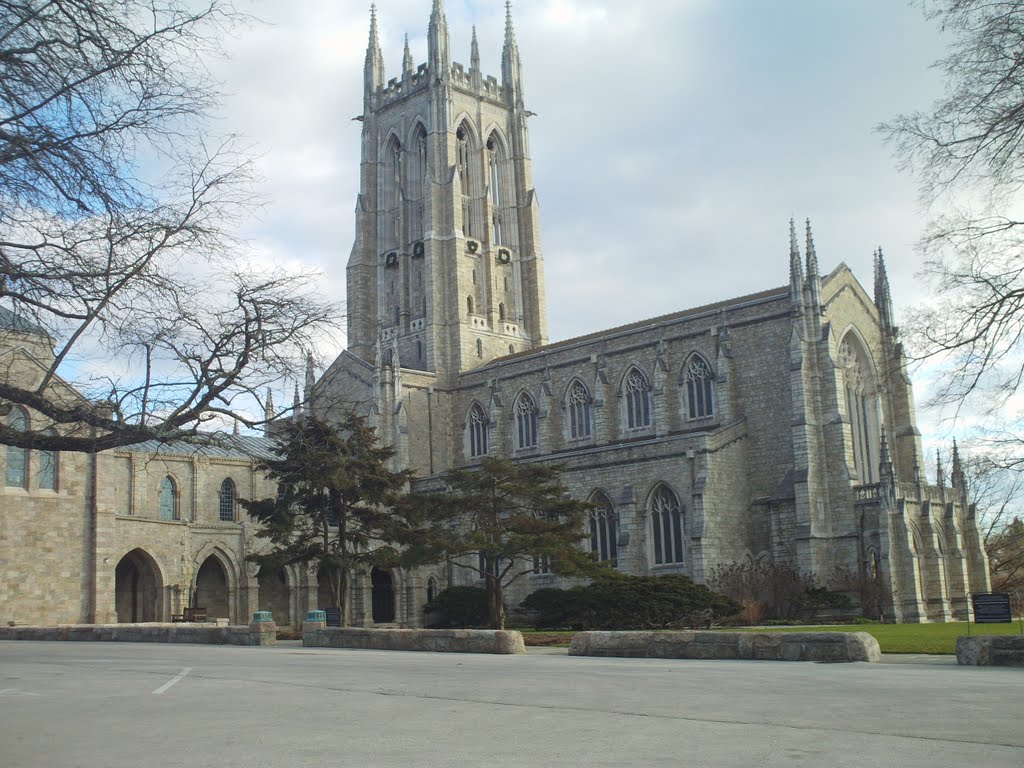 Bryn Athyn Cathedral by slvrserfr