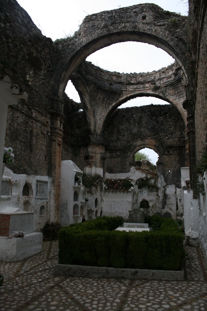 Cementerio de villaluenga by Jesus Mayora