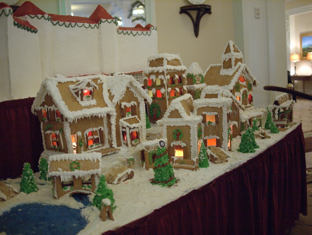 Gingerbread Village,yummy...а вот и целая вкусненькая деревенька...руки до нее не дотянулись;о) by Partizanka