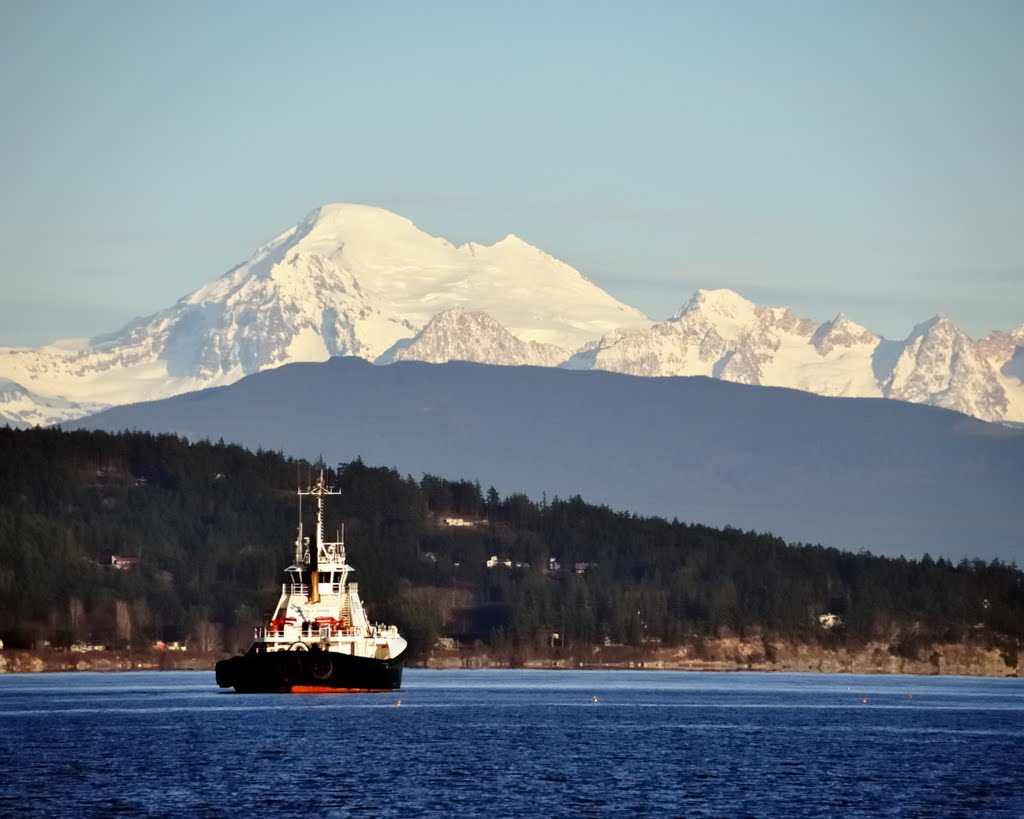 Foss Tug and Mt.Baker by Wiley1