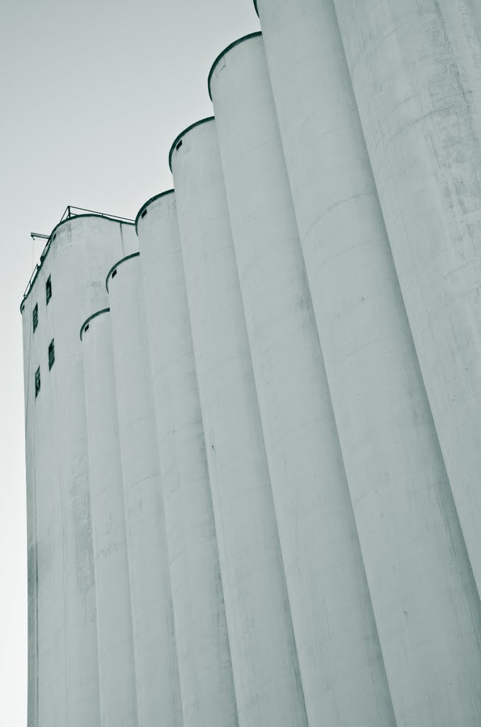 Old Tempe Factory, Tempe, Arizona by davidpinter